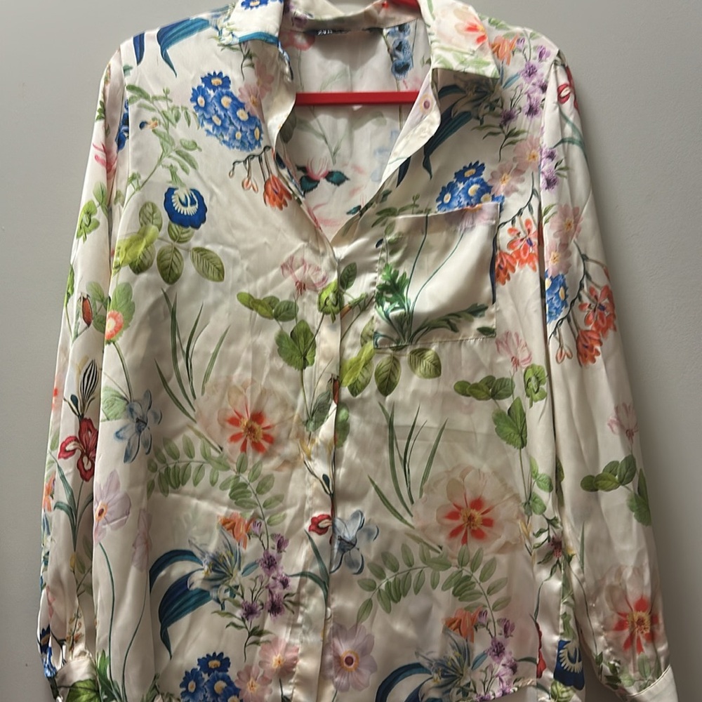 Floral Button-Up Shirt New Without Tag